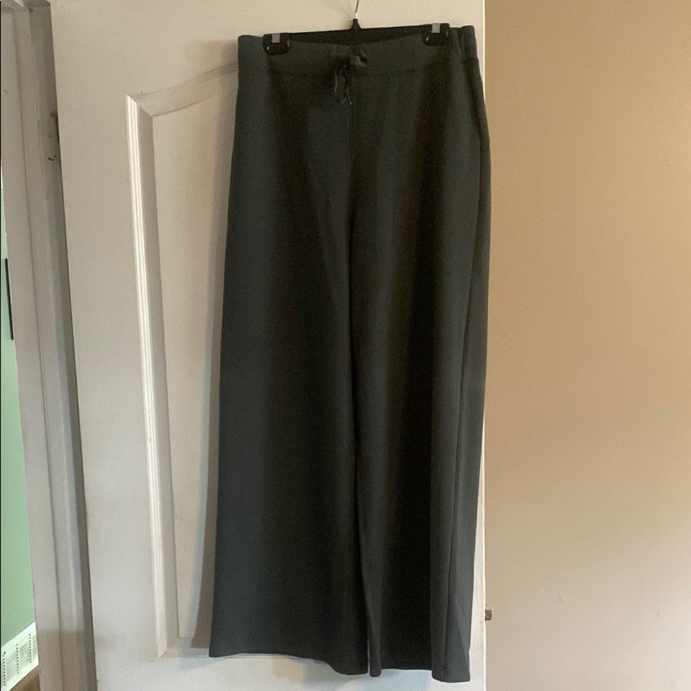 SPANX Olive Air Essentials Relaxed Pants